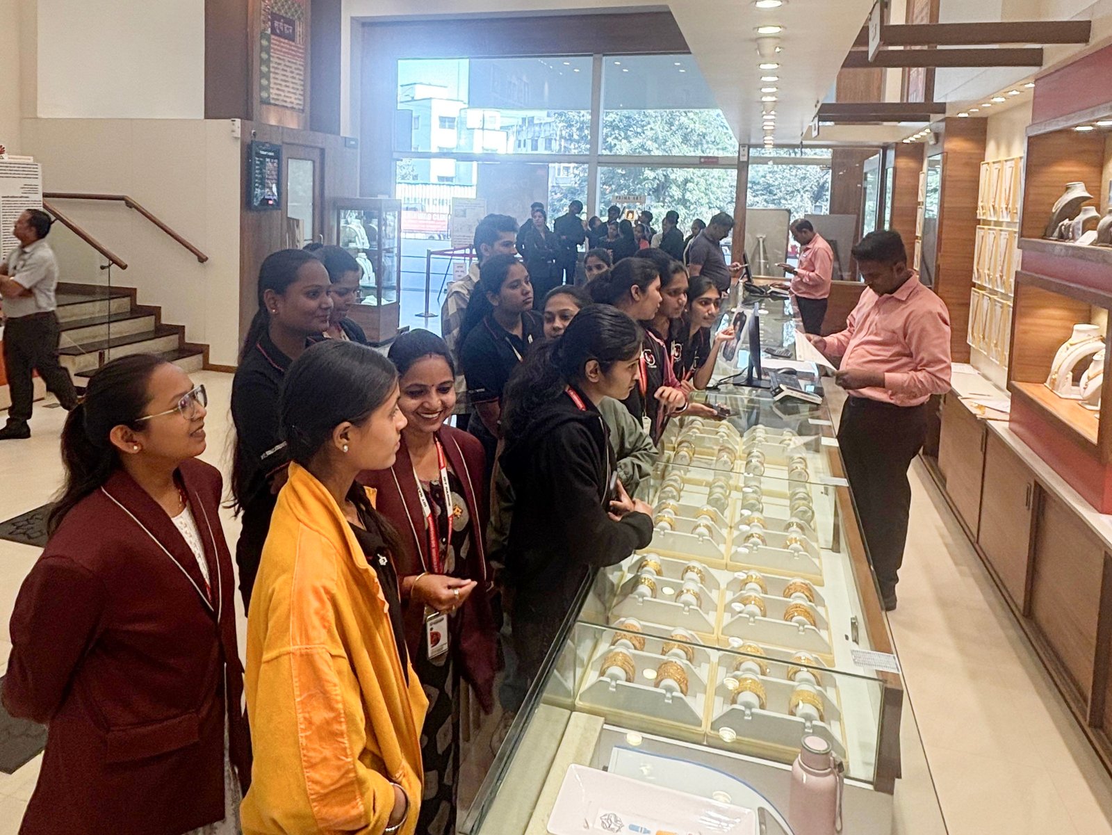 Educational visit to PNG Jewellery Showroom, Nashik Road.